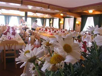 Club Alpino Hotel